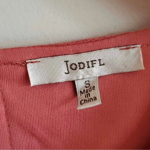 Jodifl Swiss Dot Rust Floral Embroidery Top - Picture 8 of 8